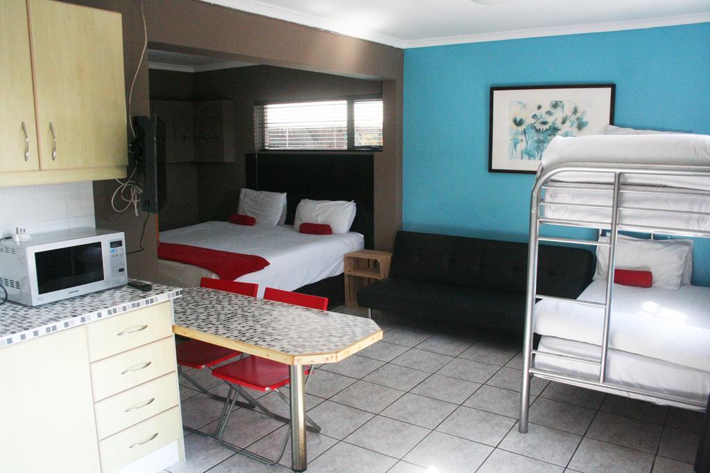 Colors Of Cape Town Lodge Eksteriør bilde